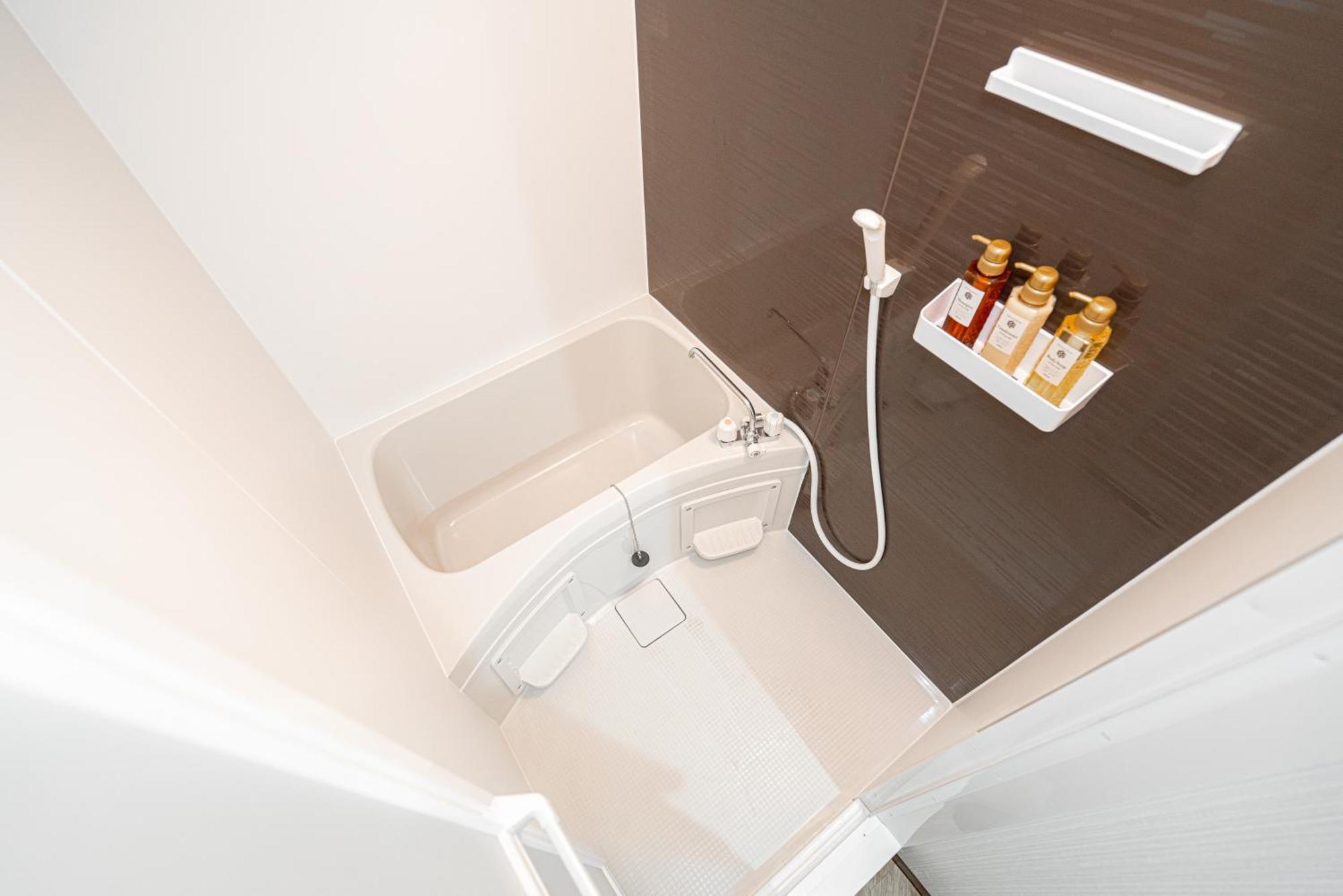 New Open! Nearest Jr Shinokubo And Jr Soubu Line Higashinakano, Shinjuku 5 Minute Ginza 25 Minute Asakusa 35 Minute Appartement *